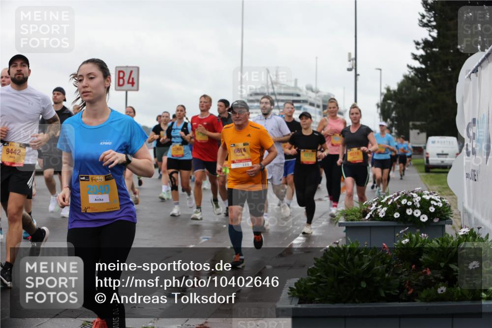 13.09.2026 - Kiel Lauf Andreas Tolksdorf http://msf.ph/oto/10402646 13.09.2026 11:01:59 Kiellinie 4, 39, 9442, 38, 2040, 4, 6614, 320, 4272, 6516 meine-sportfotos.de