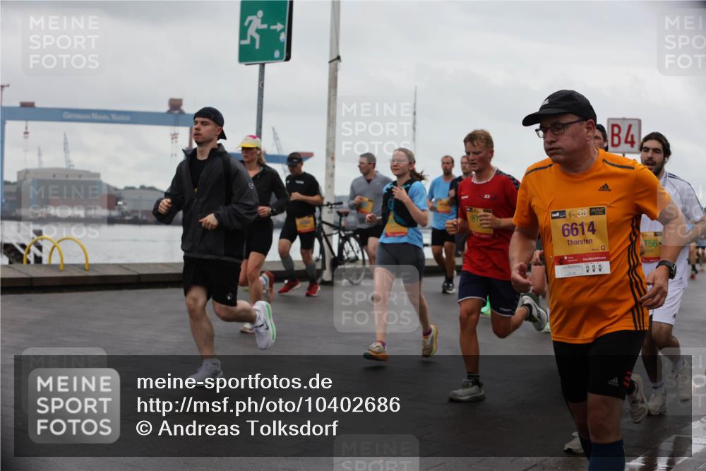 13.09.2026 - Kiel Lauf Andreas Tolksdorf http://msf.ph/oto/10402686 13.09.2026 11:02:01 Kiellinie 6614, 4, 756 meine-sportfotos.de