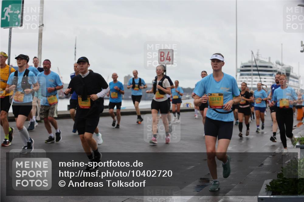 13.09.2026 - Kiel Lauf Andreas Tolksdorf http://msf.ph/oto/10402720 13.09.2026 11:02:04 Kiellinie 12232, 11626, 1100, 4, 38, 10747 meine-sportfotos.de