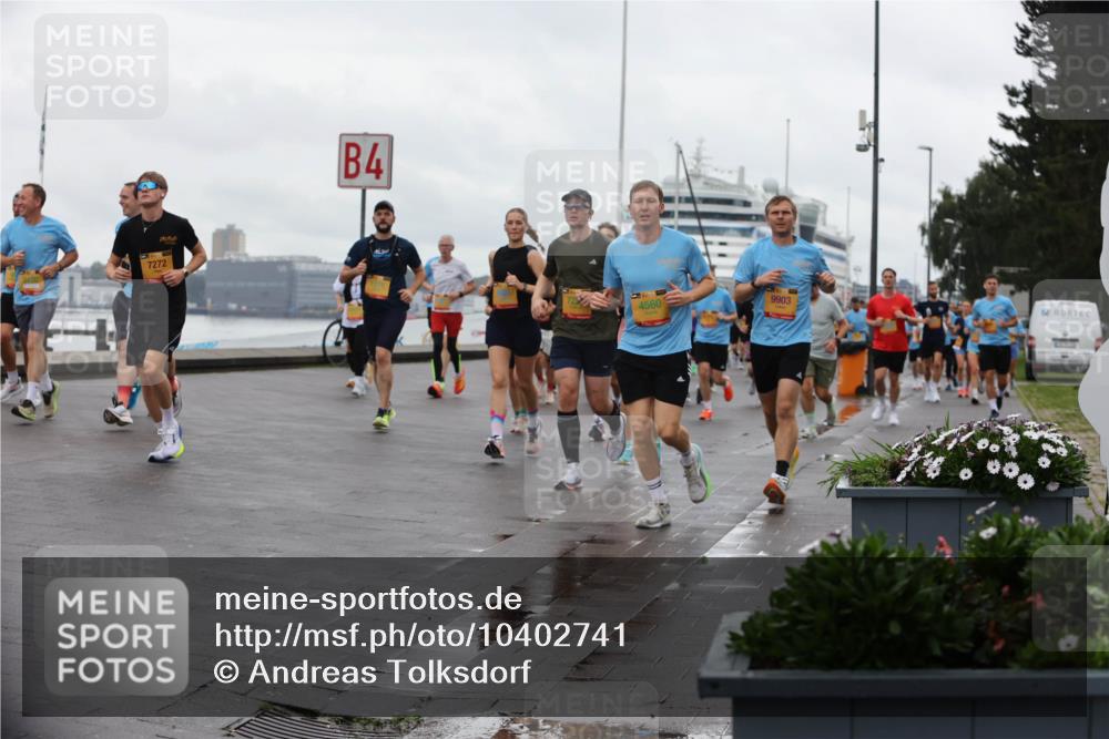 13.09.2026 - Kiel Lauf Andreas Tolksdorf http://msf.ph/oto/10402741 13.09.2026 11:02:15 Kiellinie 7272, 4, 4560, 9903 meine-sportfotos.de