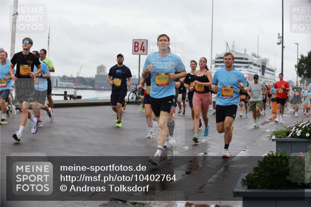 13.09.2026 - Kiel Lauf Andreas Tolksdorf http://msf.ph/oto/10402764 13.09.2026 11:02:15 Kiellinie 7272, 4, 39, 4560, 2869, 9903, 83 meine-sportfotos.de