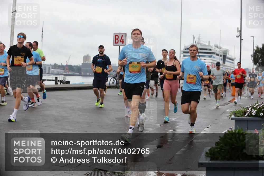 13.09.2026 - Kiel Lauf Andreas Tolksdorf http://msf.ph/oto/10402765 13.09.2026 11:02:16 Kiellinie 30, 7272, 4, 4560, 2869, 9903, 83 meine-sportfotos.de