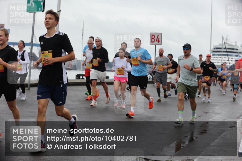13.09.2026 - Kiel Lauf Andreas Tolksdorf http://msf.ph/oto/10402781 13.09.2026 11:02:19 Kiellinie 38, 3856, 8860, 1771, 4, 12516 meine-sportfotos.de