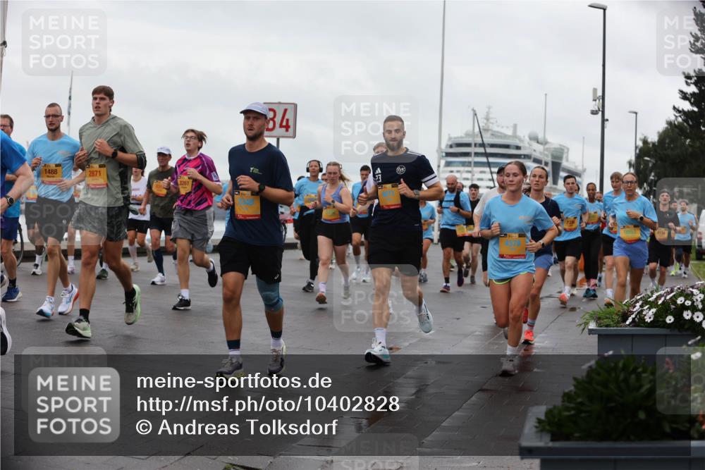 13.09.2026 - Kiel Lauf Andreas Tolksdorf http://msf.ph/oto/10402828 13.09.2026 11:02:23 Kiellinie 1488, 2871, 31, 3261, 34, 9953, 4134 meine-sportfotos.de
