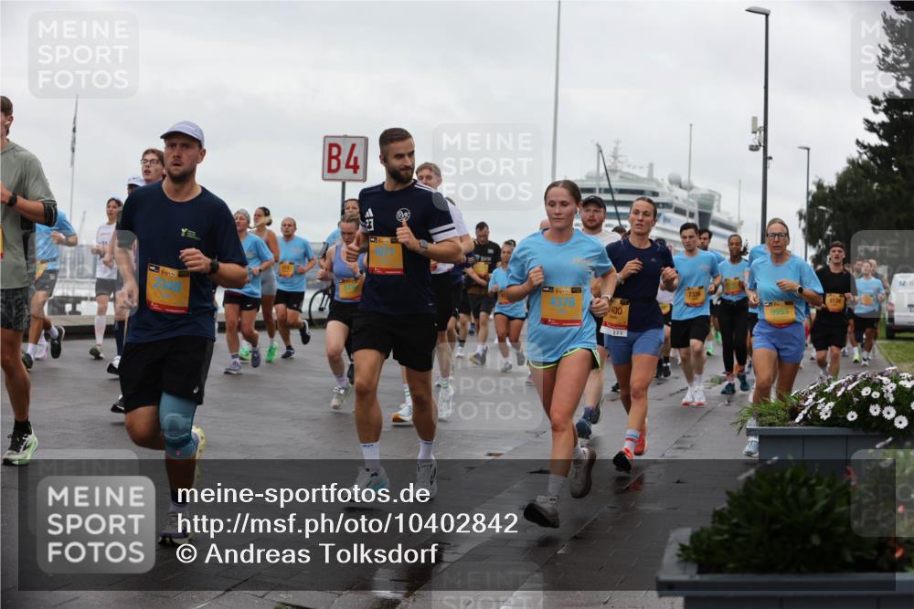 13.09.2026 - Kiel Lauf Andreas Tolksdorf http://msf.ph/oto/10402842 13.09.2026 11:02:24 Kiellinie 39, 4, 38, 4071, 38, 4378, 4134, 2400, 9953, 2 meine-sportfotos.de