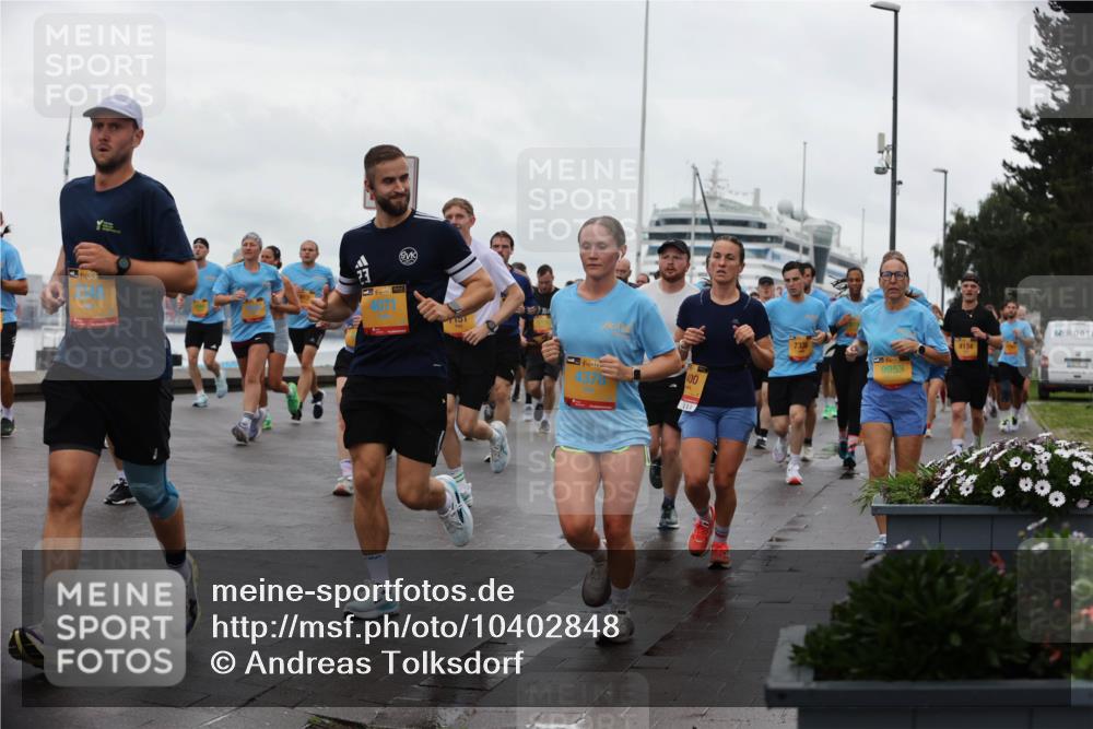 13.09.2026 - Kiel Lauf Andreas Tolksdorf http://msf.ph/oto/10402848 13.09.2026 11:02:24 Kiellinie 1, 38, 39, 400, 9953, 4134 meine-sportfotos.de