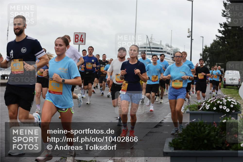 13.09.2026 - Kiel Lauf Andreas Tolksdorf http://msf.ph/oto/10402866 13.09.2026 11:02:25 Kiellinie 4, 4378, 100, 7336, 38, 9953, 4134 meine-sportfotos.de