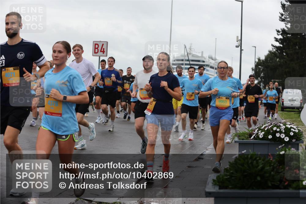 13.09.2026 - Kiel Lauf Andreas Tolksdorf http://msf.ph/oto/10402869 13.09.2026 11:02:25 Kiellinie 38, 4, 4378, 4134, 7336, 38, 9953 meine-sportfotos.de