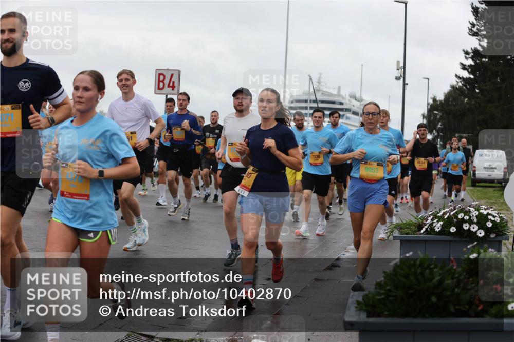 13.09.2026 - Kiel Lauf Andreas Tolksdorf http://msf.ph/oto/10402870 13.09.2026 11:02:25 Kiellinie 38, 4, 437, 7336, 4134, 388, 9953 meine-sportfotos.de
