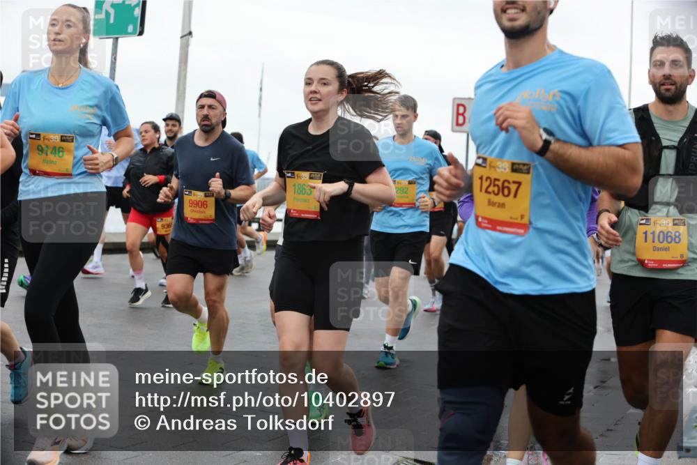 13.09.2026 - Kiel Lauf Andreas Tolksdorf http://msf.ph/oto/10402897 13.09.2026 11:02:33 Kiellinie 38, 9146, 936, 1, 39, 9906, 38, 1863, 292, 6, 39, 12567, 28, 11068 meine-sportfotos.de