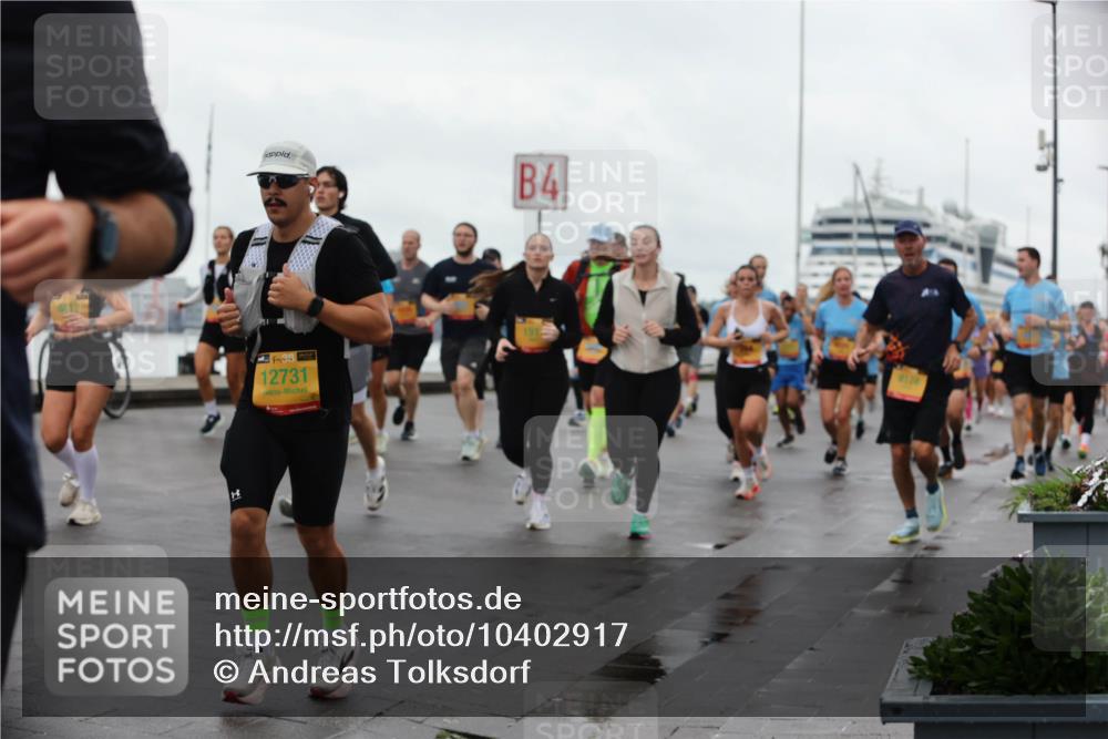 13.09.2026 - Kiel Lauf Andreas Tolksdorf http://msf.ph/oto/10402917 13.09.2026 11:02:37 Kiellinie 1, 4, 4, 39, 12731 meine-sportfotos.de