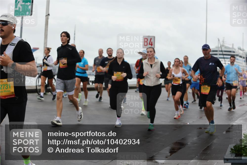 13.09.2026 - Kiel Lauf Andreas Tolksdorf http://msf.ph/oto/10402934 13.09.2026 11:02:38 Kiellinie 28, 2731, 4, 8174 meine-sportfotos.de