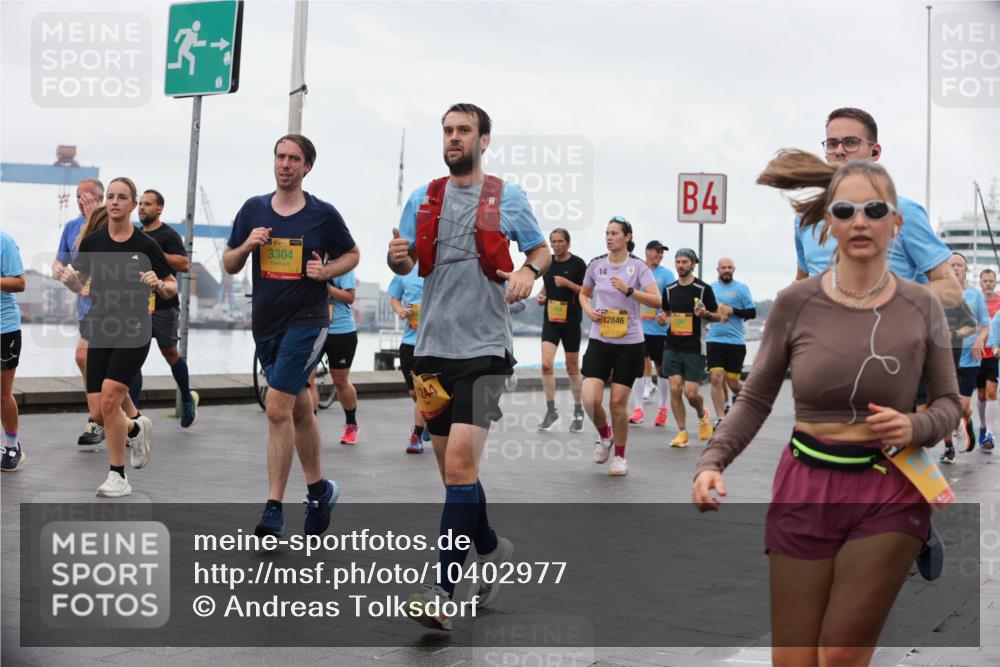 13.09.2026 - Kiel Lauf Andreas Tolksdorf http://msf.ph/oto/10402977 13.09.2026 11:02:59 Kiellinie 38, 3304, 244, 14, 12846, 4 meine-sportfotos.de