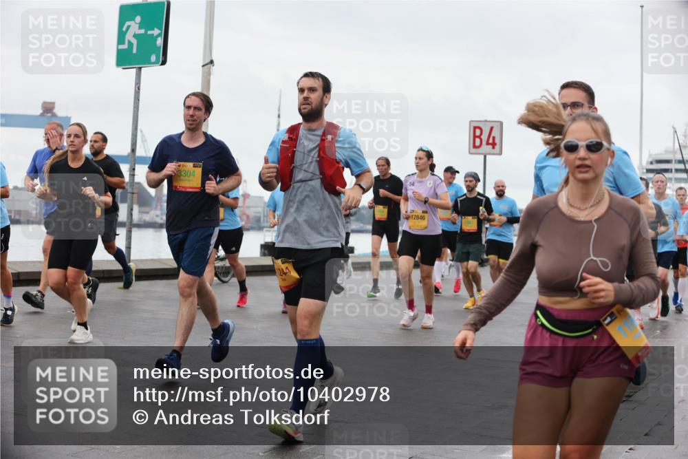 13.09.2026 - Kiel Lauf Andreas Tolksdorf http://msf.ph/oto/10402978 13.09.2026 11:02:59 Kiellinie 3304, 244, 14, 12846, 4 meine-sportfotos.de