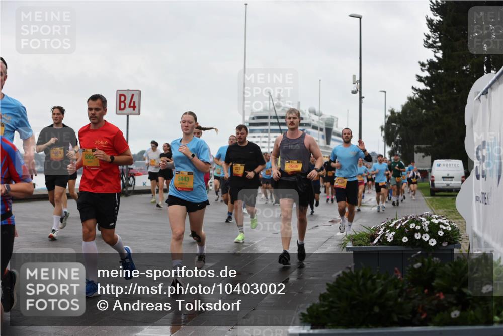 13.09.2026 - Kiel Lauf Andreas Tolksdorf http://msf.ph/oto/10403002 13.09.2026 11:03:02 Kiellinie 4653, 8262, 4, 39, 5443, 223, 3669, 4795 meine-sportfotos.de