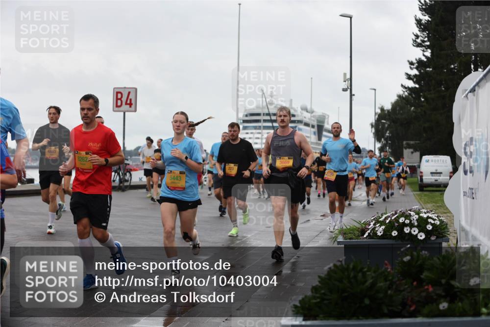 13.09.2026 - Kiel Lauf Andreas Tolksdorf http://msf.ph/oto/10403004 13.09.2026 11:03:03 Kiellinie 4653, 39, 8262, 4, 39, 5443, 223, 3669, 4795 meine-sportfotos.de