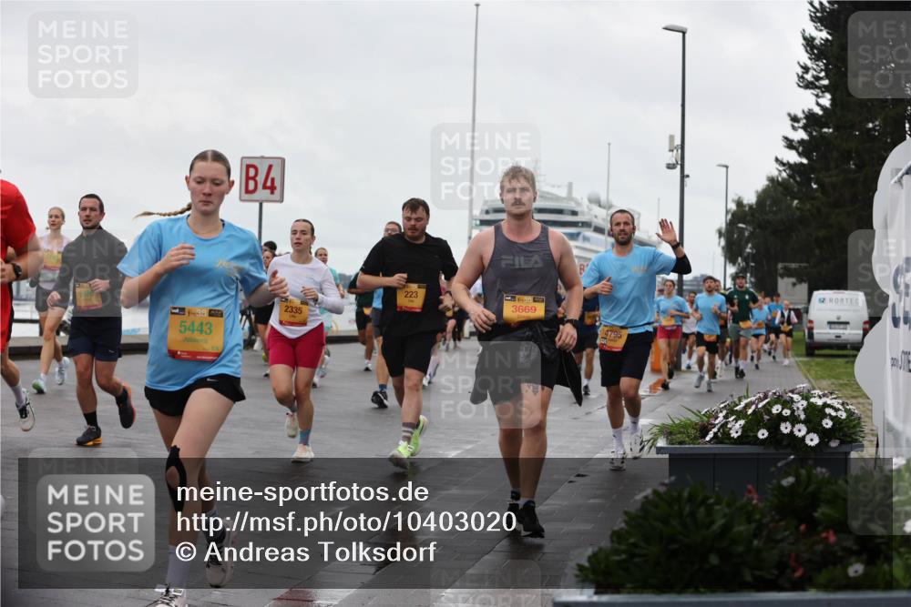 13.09.2026 - Kiel Lauf Andreas Tolksdorf http://msf.ph/oto/10403020 13.09.2026 11:03:04 Kiellinie 4, 5443, 2335, 223, 39, 3669, 4795 meine-sportfotos.de