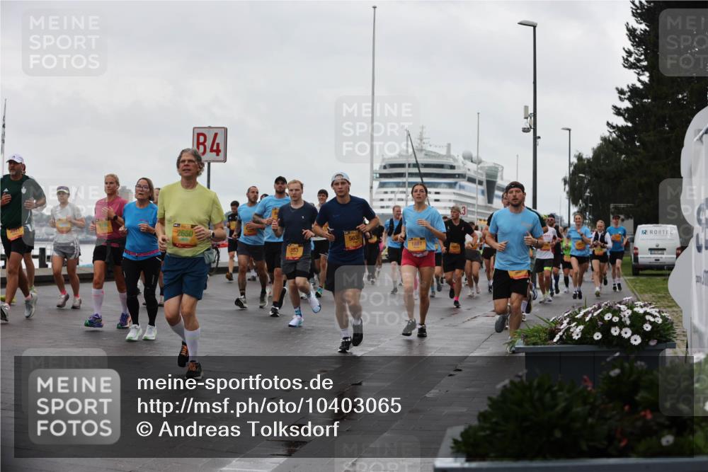 13.09.2026 - Kiel Lauf Andreas Tolksdorf http://msf.ph/oto/10403065 13.09.2026 11:03:08 Kiellinie 4, 4691, 9196, 2650, 553, 5635, 1881 meine-sportfotos.de
