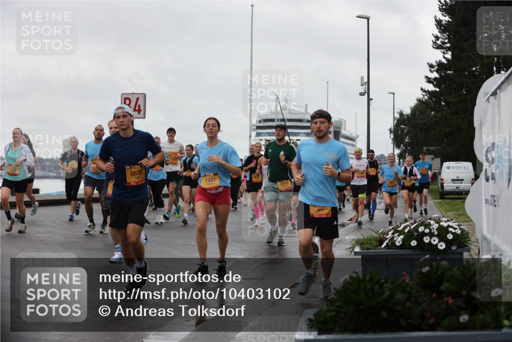 13.09.2026 - Kiel Lauf Andreas Tolksdorf http://msf.ph/oto/10403102 13.09.2026 11:03:09 Kiellinie 4, 5635, 1881 meine-sportfotos.de