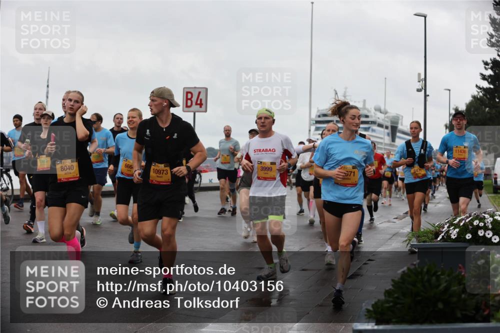 13.09.2026 - Kiel Lauf Andreas Tolksdorf http://msf.ph/oto/10403156 13.09.2026 11:03:14 Kiellinie 5303, 38, 8040, 666, 10973, 4, 3999, 39, 6477, 71, 11436 meine-sportfotos.de