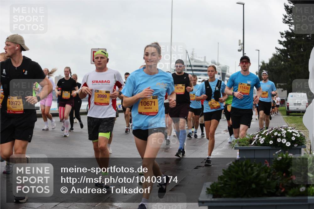 13.09.2026 - Kiel Lauf Andreas Tolksdorf http://msf.ph/oto/10403174 13.09.2026 11:03:15 Kiellinie 39, 10973, 38, 3999, 10671, 8776, 3818, 6477, 11436, 8874 meine-sportfotos.de