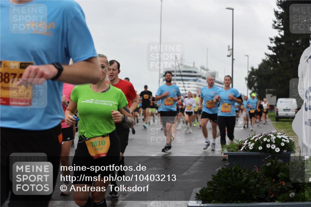 13.09.2026 - Kiel Lauf Andreas Tolksdorf http://msf.ph/oto/10403213 13.09.2026 11:03:19 Kiellinie 39, 3874, 7810, 2260 meine-sportfotos.de