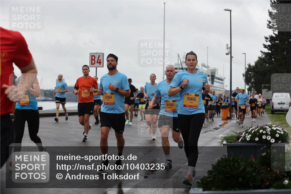 13.09.2026 - Kiel Lauf Andreas Tolksdorf http://msf.ph/oto/10403235 13.09.2026 11:03:20 Kiellinie 10257, 336, 4, 38, 2260, 9192, 38, 5968 meine-sportfotos.de