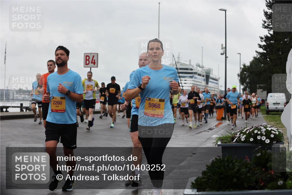 13.09.2026 - Kiel Lauf Andreas Tolksdorf http://msf.ph/oto/10403252 13.09.2026 11:03:21 Kiellinie 38, 2260, 4, 2370, 38, 5968 meine-sportfotos.de