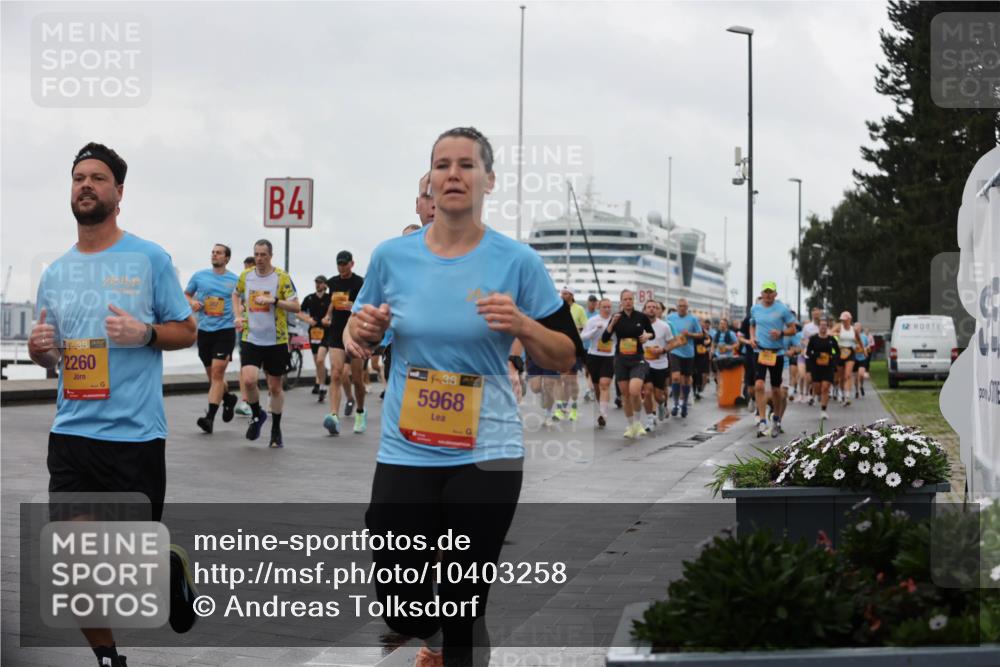 13.09.2026 - Kiel Lauf Andreas Tolksdorf http://msf.ph/oto/10403258 13.09.2026 11:03:21 Kiellinie 38, 2260, 4, 1, 38, 5968 meine-sportfotos.de