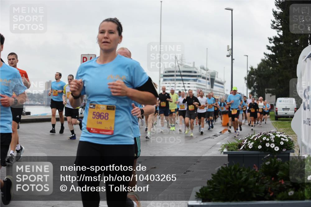 13.09.2026 - Kiel Lauf Andreas Tolksdorf http://msf.ph/oto/10403265 13.09.2026 11:03:22 Kiellinie 5968 meine-sportfotos.de