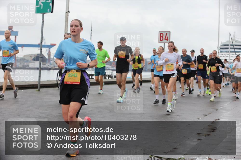13.09.2026 - Kiel Lauf Andreas Tolksdorf http://msf.ph/oto/10403278 13.09.2026 11:03:24 Kiellinie 2099, 4, 98, 5943, 12060, 4, 3787, 4593 meine-sportfotos.de