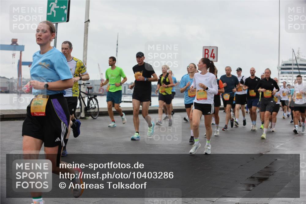13.09.2026 - Kiel Lauf Andreas Tolksdorf http://msf.ph/oto/10403286 13.09.2026 11:03:24 Kiellinie 31, 5943, 12060, 4, 3767, 4593, 12609 meine-sportfotos.de