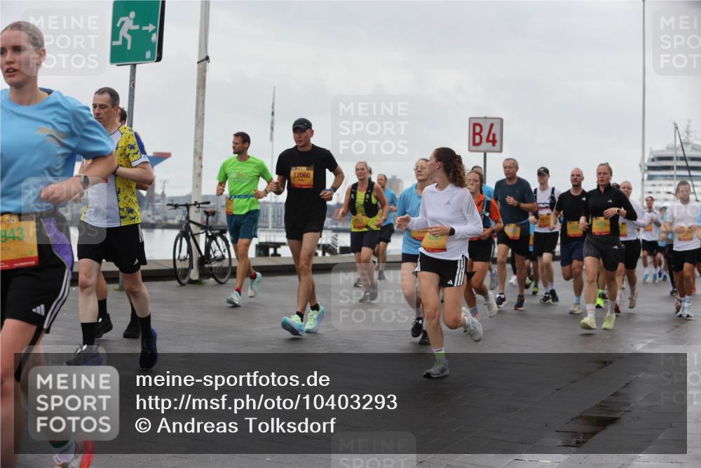 13.09.2026 - Kiel Lauf Andreas Tolksdorf http://msf.ph/oto/10403293 13.09.2026 11:03:25 Kiellinie 38, 943, 12060, 4, 212, 4955 meine-sportfotos.de
