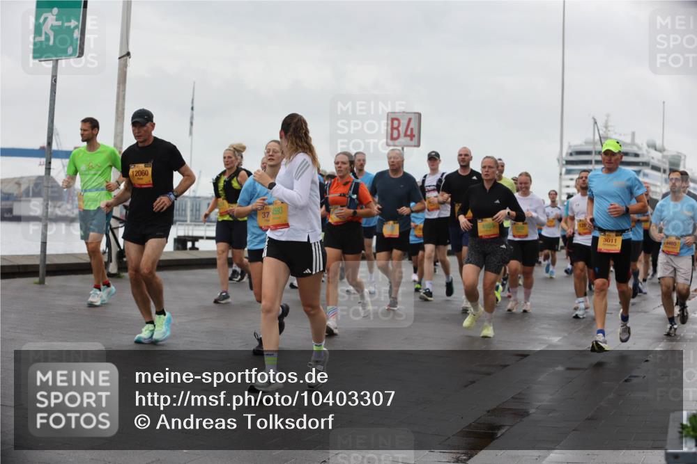 13.09.2026 - Kiel Lauf Andreas Tolksdorf http://msf.ph/oto/10403307 13.09.2026 11:03:25 Kiellinie 12060, 374593, 4, 4955, 3011, 6465 meine-sportfotos.de
