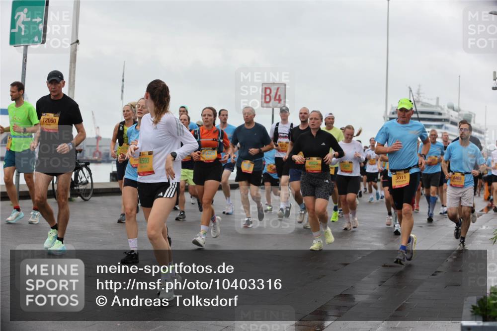 13.09.2026 - Kiel Lauf Andreas Tolksdorf http://msf.ph/oto/10403316 13.09.2026 11:03:26 Kiellinie 12060, 4593, 4, 8212, 4955, 7500, 3011, 6465 meine-sportfotos.de