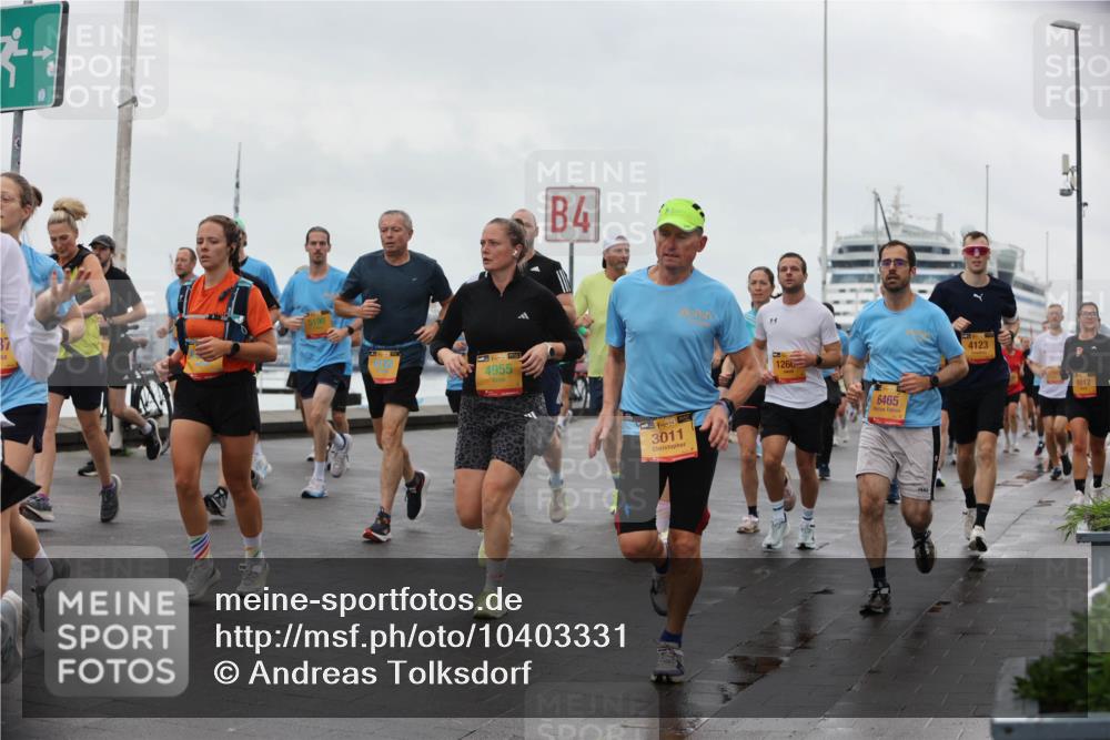 13.09.2026 - Kiel Lauf Andreas Tolksdorf http://msf.ph/oto/10403331 13.09.2026 11:03:26 Kiellinie 37, 1, 39, 4955, 4, 39, 3011, 1260, 6465, 4123, 9812 meine-sportfotos.de