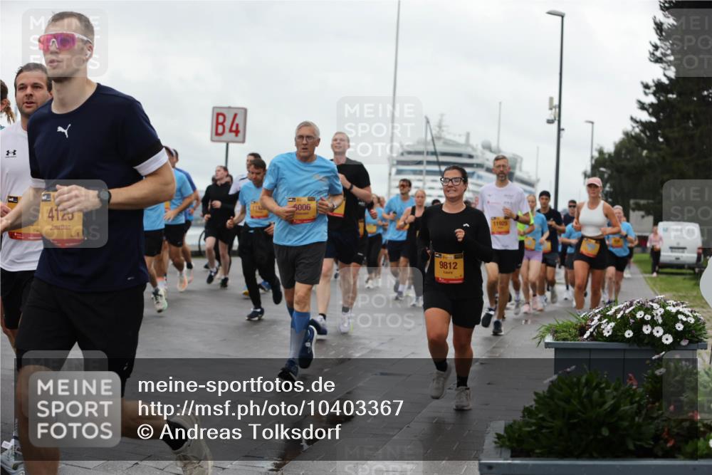 13.09.2026 - Kiel Lauf Andreas Tolksdorf http://msf.ph/oto/10403367 13.09.2026 11:03:29 Kiellinie 4125, 4, 5006, 9812, 11925 meine-sportfotos.de