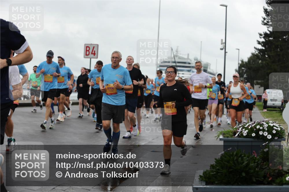 13.09.2026 - Kiel Lauf Andreas Tolksdorf http://msf.ph/oto/10403373 13.09.2026 11:03:29 Kiellinie 11324, 4, 6006, 9812, 11925 meine-sportfotos.de