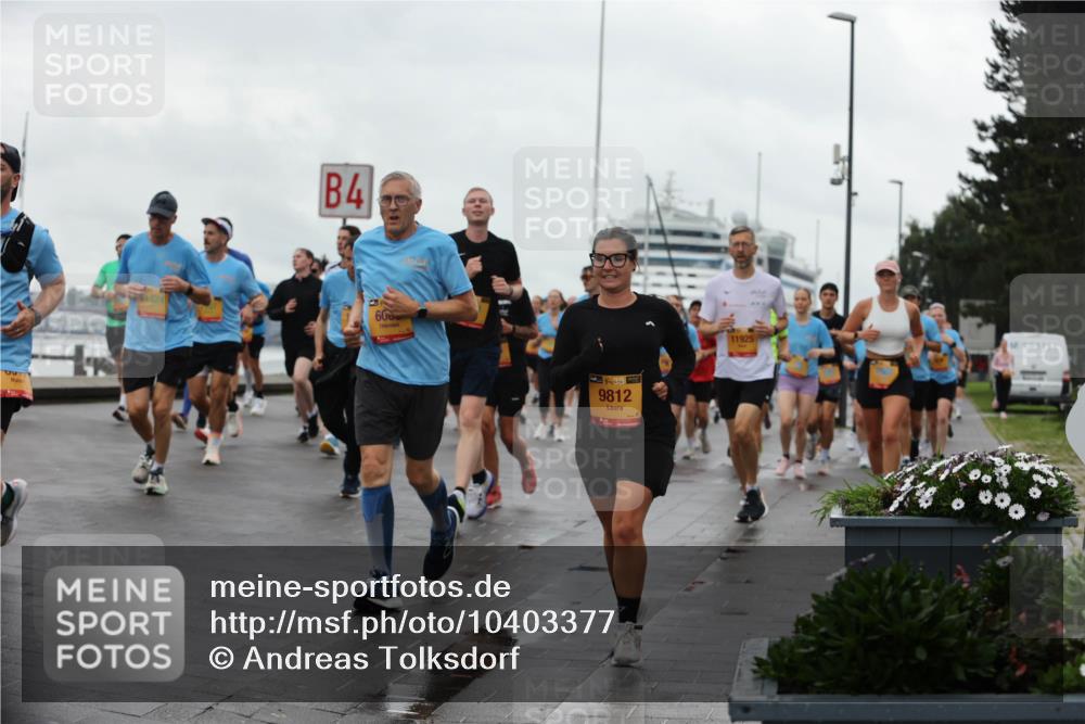 13.09.2026 - Kiel Lauf Andreas Tolksdorf http://msf.ph/oto/10403377 13.09.2026 11:03:30 Kiellinie 4, 1324, 600, 139, 9812, 11925 meine-sportfotos.de