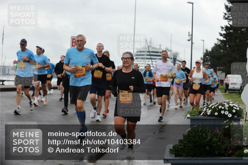 13.09.2026 - Kiel Lauf Andreas Tolksdorf http://msf.ph/oto/10403384 13.09.2026 11:03:30 Kiellinie 11324, 38, 6006, 7161, 2845, 39, 9812, 11925 meine-sportfotos.de