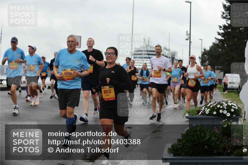 13.09.2026 - Kiel Lauf Andreas Tolksdorf http://msf.ph/oto/10403388 13.09.2026 11:03:30 Kiellinie 11324, 6006, 38, 9812, 11925 meine-sportfotos.de
