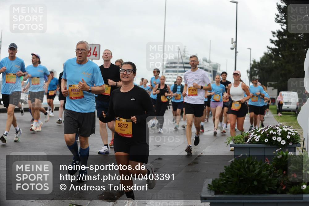 13.09.2026 - Kiel Lauf Andreas Tolksdorf http://msf.ph/oto/10403391 13.09.2026 11:03:30 Kiellinie 11324, 39, 6006, 34, 61, 38, 9812, 11925 meine-sportfotos.de