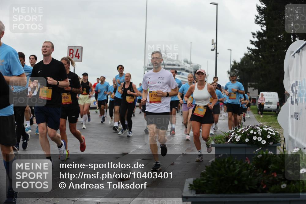 13.09.2026 - Kiel Lauf Andreas Tolksdorf http://msf.ph/oto/10403401 13.09.2026 11:03:31 Kiellinie 39, 7161, 4, 2845, 11665, 1192 meine-sportfotos.de