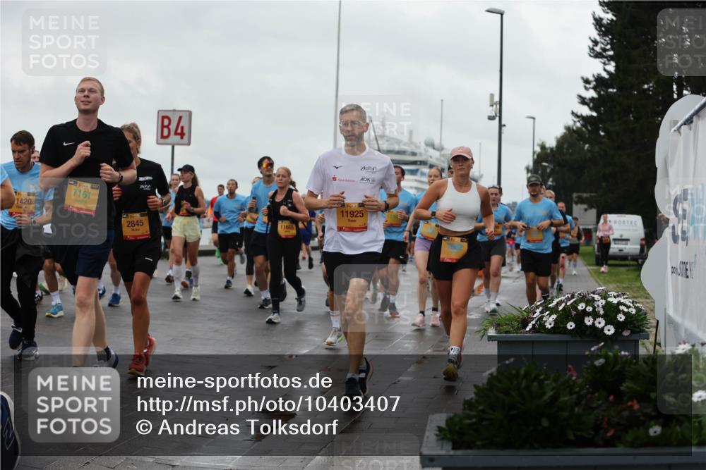 13.09.2026 - Kiel Lauf Andreas Tolksdorf http://msf.ph/oto/10403407 13.09.2026 11:03:31 Kiellinie 39, 7161, 1420, 2845, 4, 11665, 38, 11925 meine-sportfotos.de