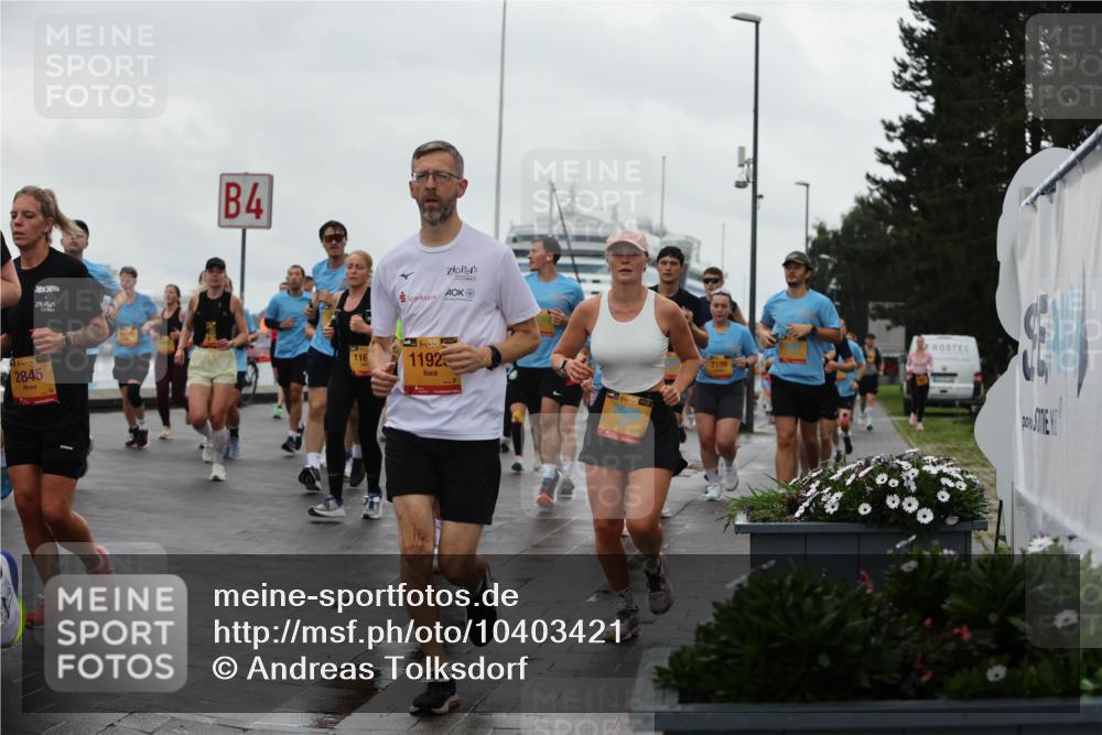 13.09.2026 - Kiel Lauf Andreas Tolksdorf http://msf.ph/oto/10403421 13.09.2026 11:03:32 Kiellinie 38, 2845, 4, 116, 38, 11925, 7109 meine-sportfotos.de