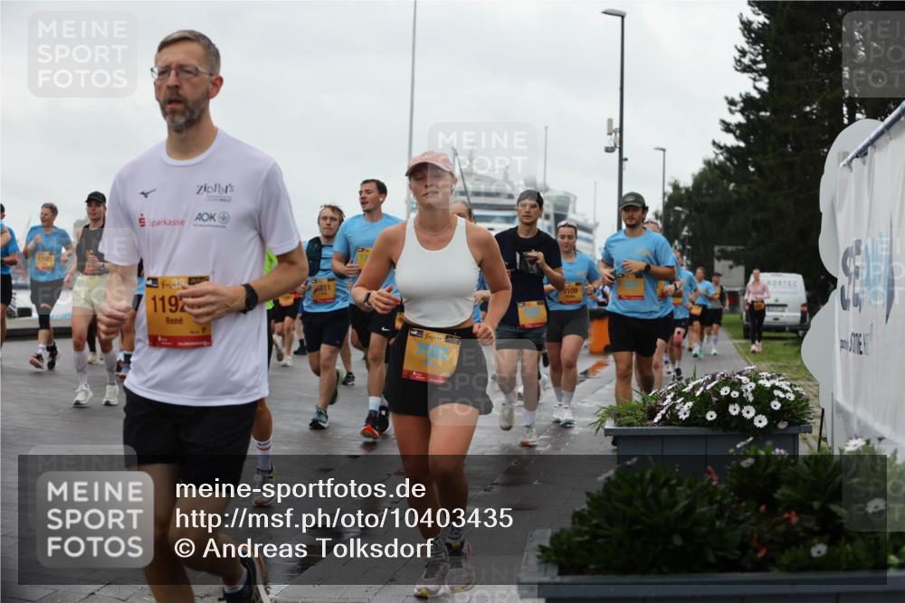13.09.2026 - Kiel Lauf Andreas Tolksdorf http://msf.ph/oto/10403435 13.09.2026 11:03:33 Kiellinie 1112, 1, 38, 1192, 4811, 38, 7582, 109 meine-sportfotos.de