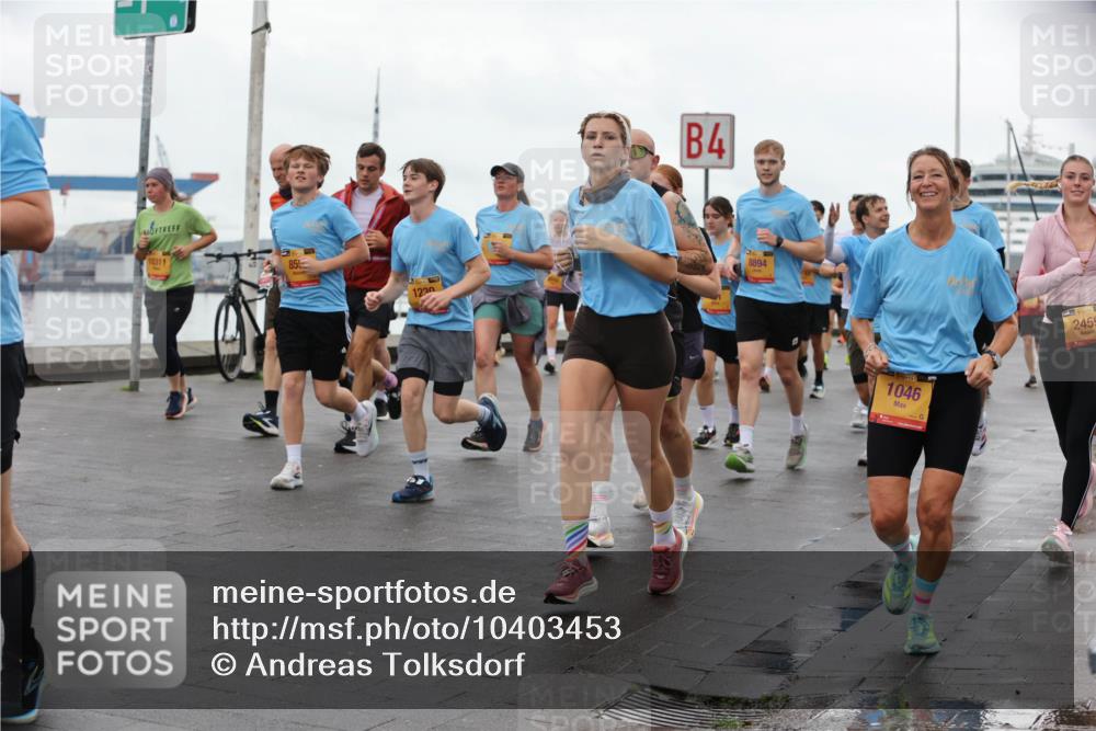 13.09.2026 - Kiel Lauf Andreas Tolksdorf http://msf.ph/oto/10403453 13.09.2026 11:03:42 Kiellinie 10311, 855, 1230, 4, 8894, 1046, 2459 meine-sportfotos.de