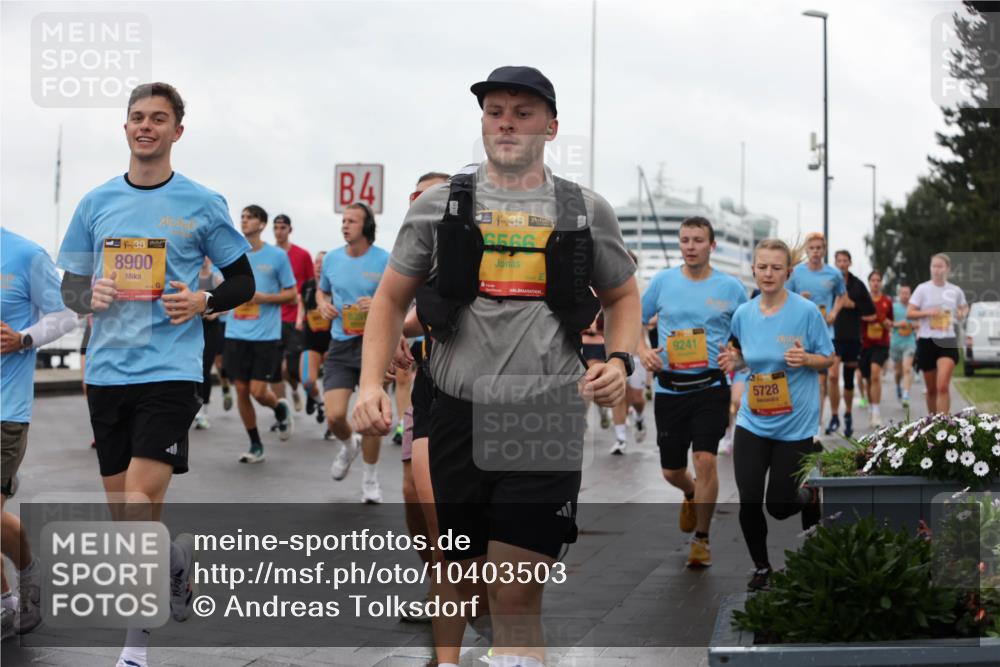 13.09.2026 - Kiel Lauf Andreas Tolksdorf http://msf.ph/oto/10403503 13.09.2026 11:03:45 Kiellinie 8900, 4, 4, 38, 6566, 9241, 5728 meine-sportfotos.de