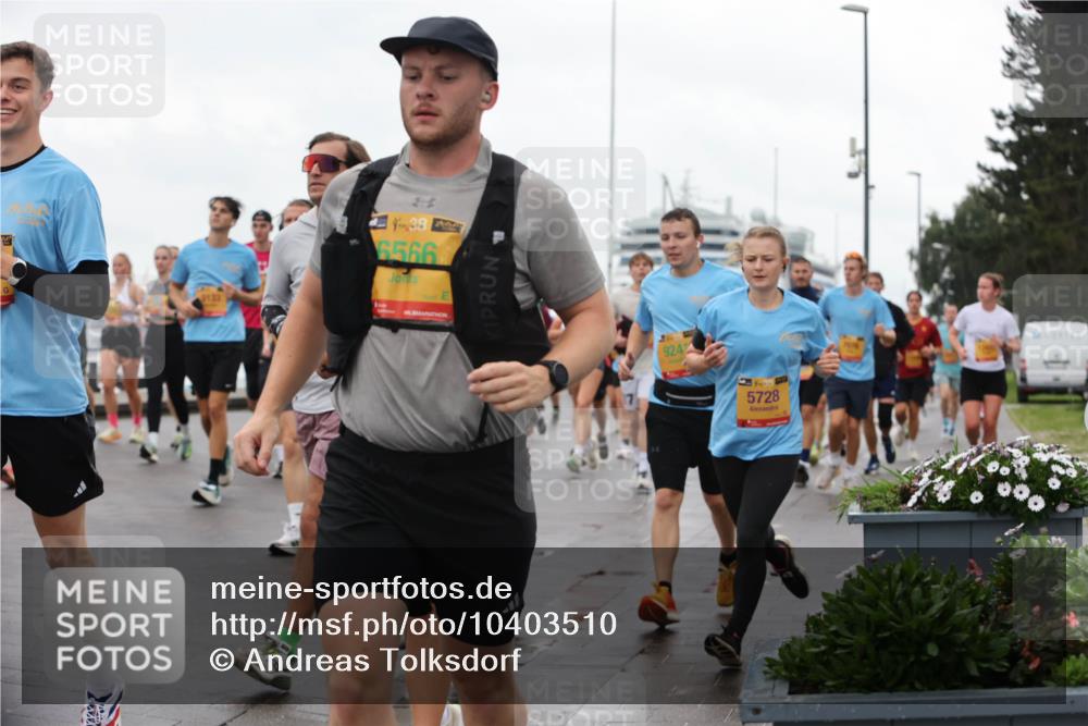 13.09.2026 - Kiel Lauf Andreas Tolksdorf http://msf.ph/oto/10403510 13.09.2026 11:03:45 Kiellinie 9133, 4, 38, 6566, 9242, 39, 5728 meine-sportfotos.de