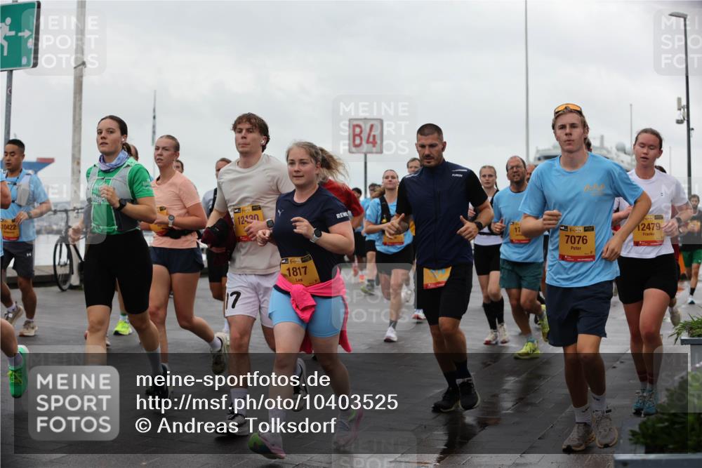 13.09.2026 - Kiel Lauf Andreas Tolksdorf http://msf.ph/oto/10403525 13.09.2026 11:03:49 Kiellinie 10422, 39, 12430, 17, 39, 1817, 4, 38, 7076, 12479 meine-sportfotos.de